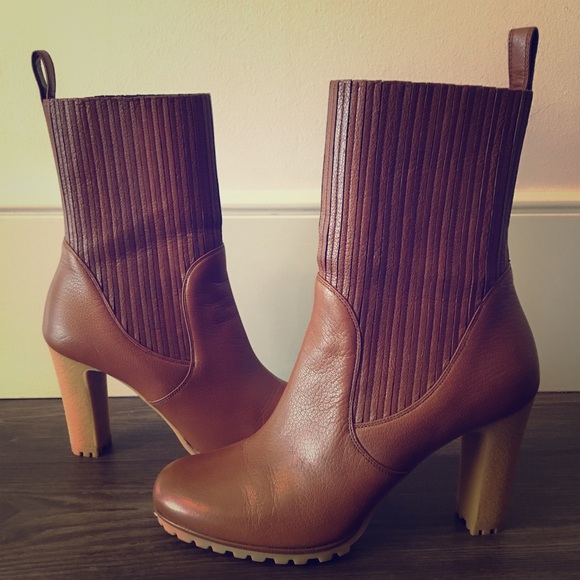 Gucci Shoes - Gucci Italian leather boots, great cond., 38 (US8)